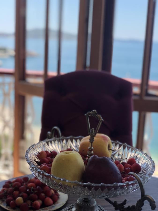 Guesthouse Central Sarande - 777 Ngoại thất bức ảnh